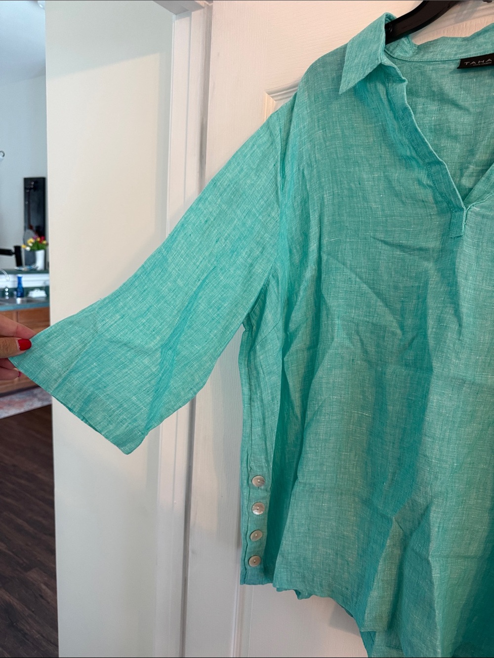 Tahari Turquoise V-Neck Linen Button-Trim Tunic - Picture 3 of 5